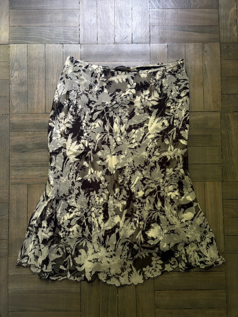 VINTAGE APANGE SILK LINED MIDI SKIRT
